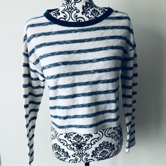 Pull & Bear Cropped Striped Knit Sweater Shirt Top White Navy Blue S - Picture 1 of 5